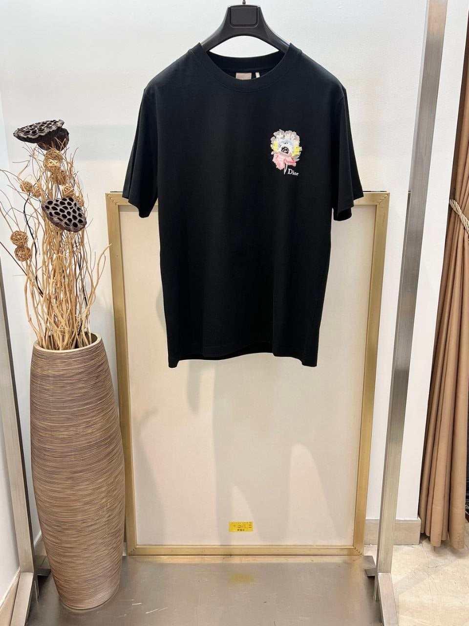 DIOR product image 2