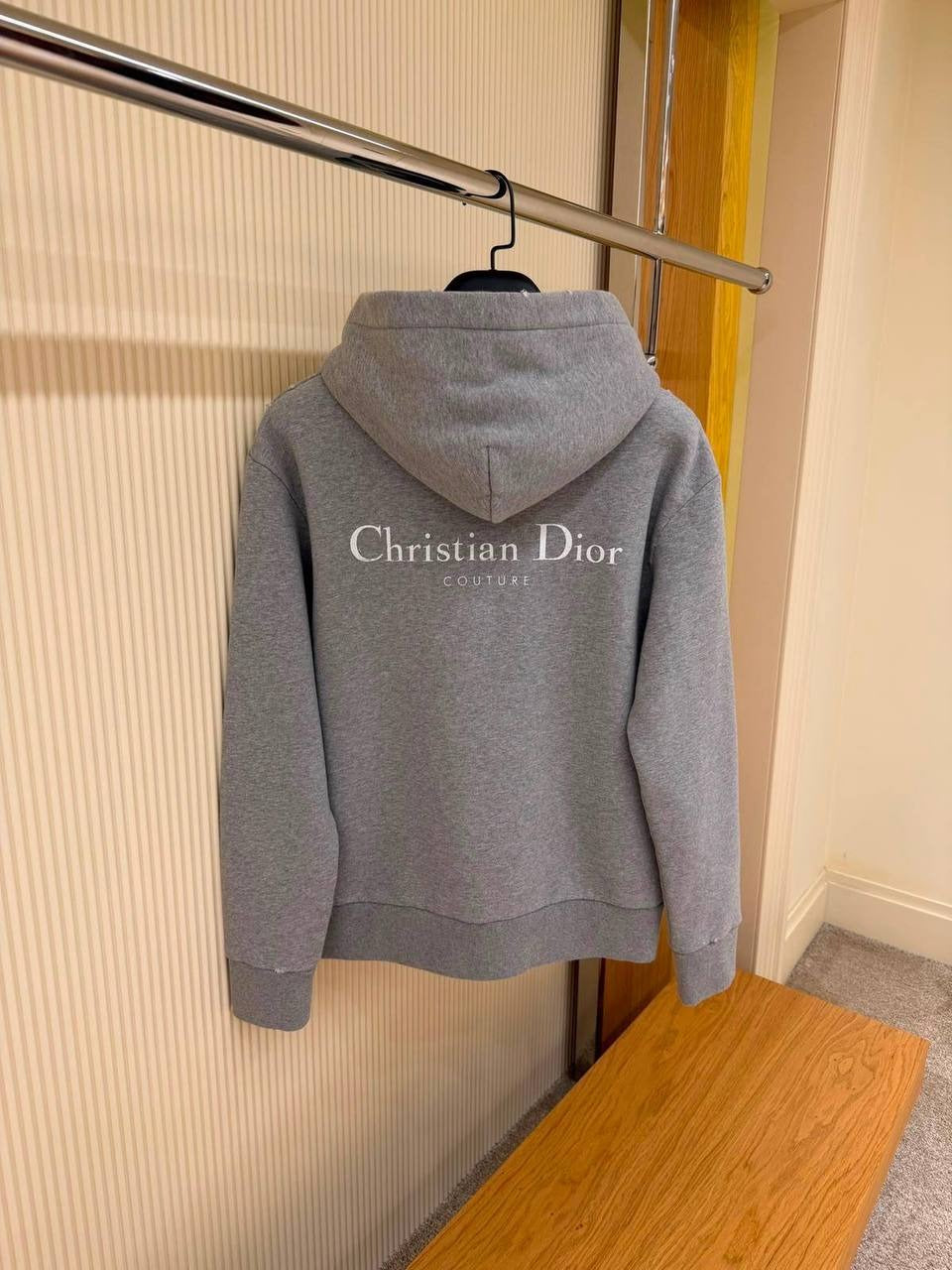 DIOR product image 3