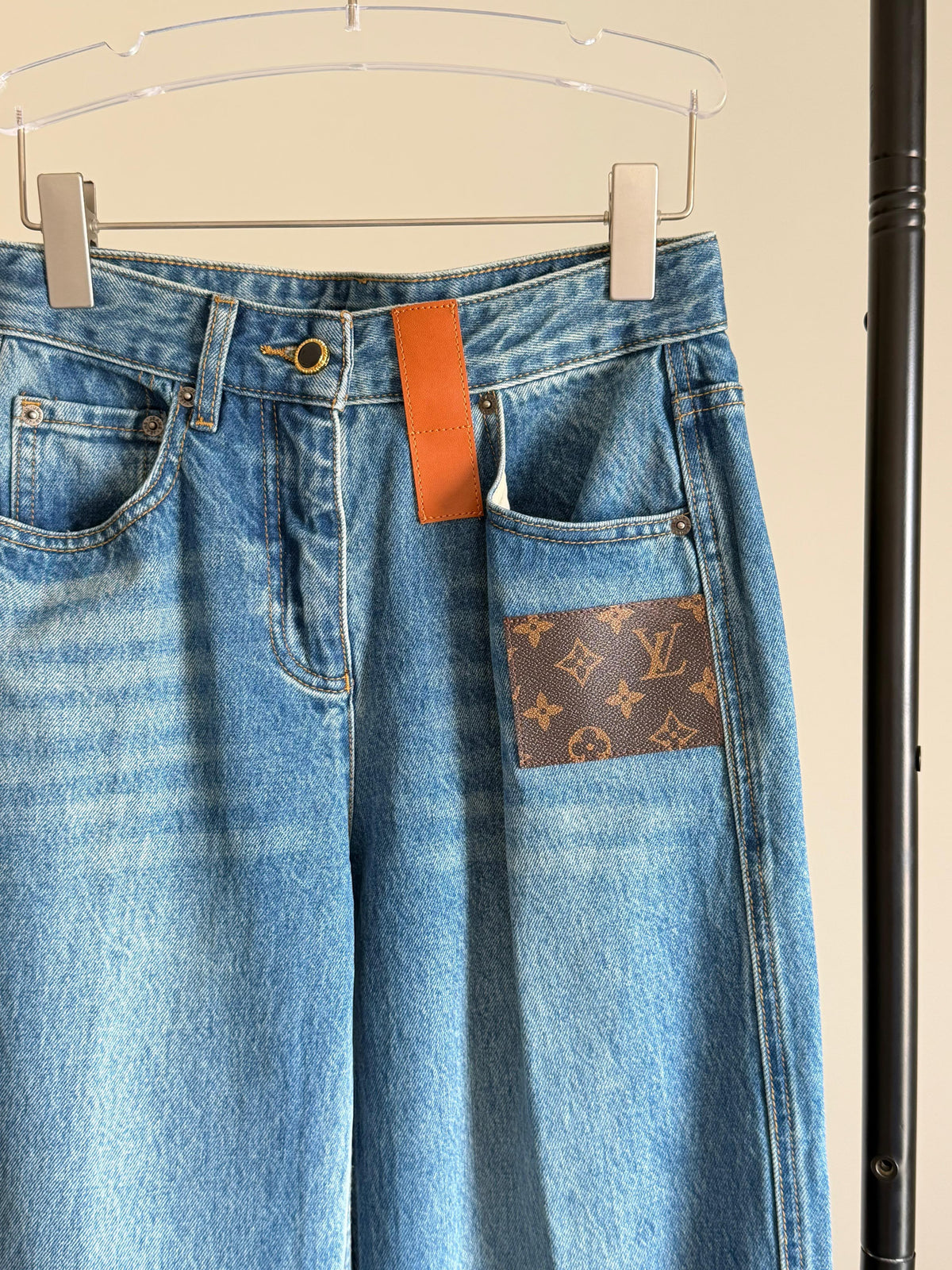 Louis Vuitton product image 4