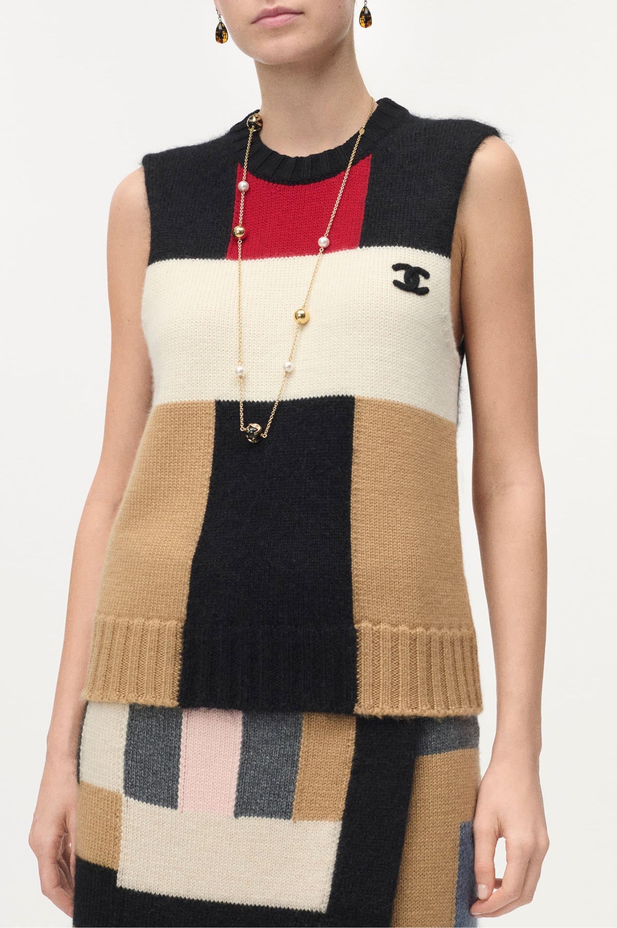 Chanel product image 4