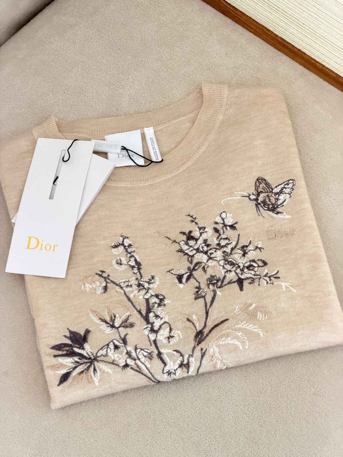 Dior product image 3