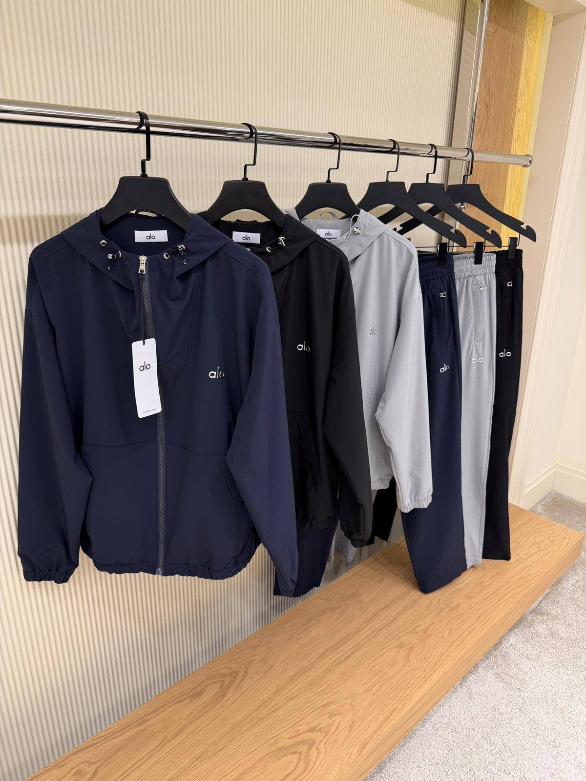 Alo product image 4
