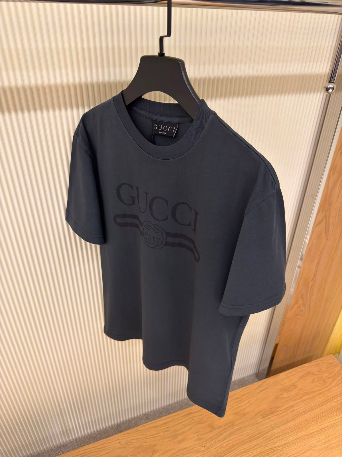 Gucci product image 3