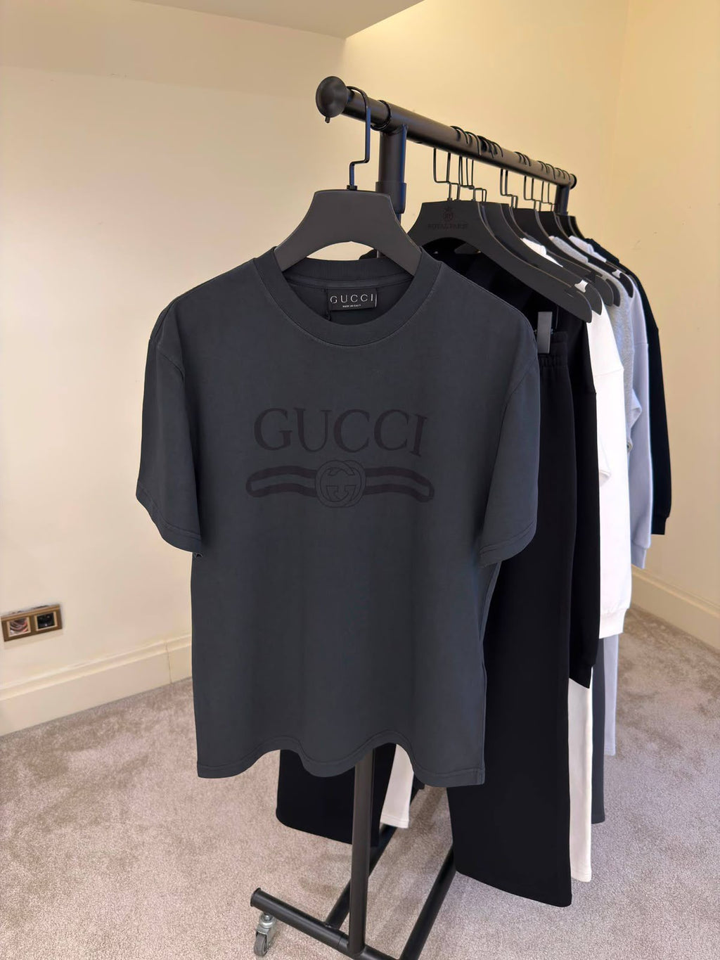 Gucci product image 2