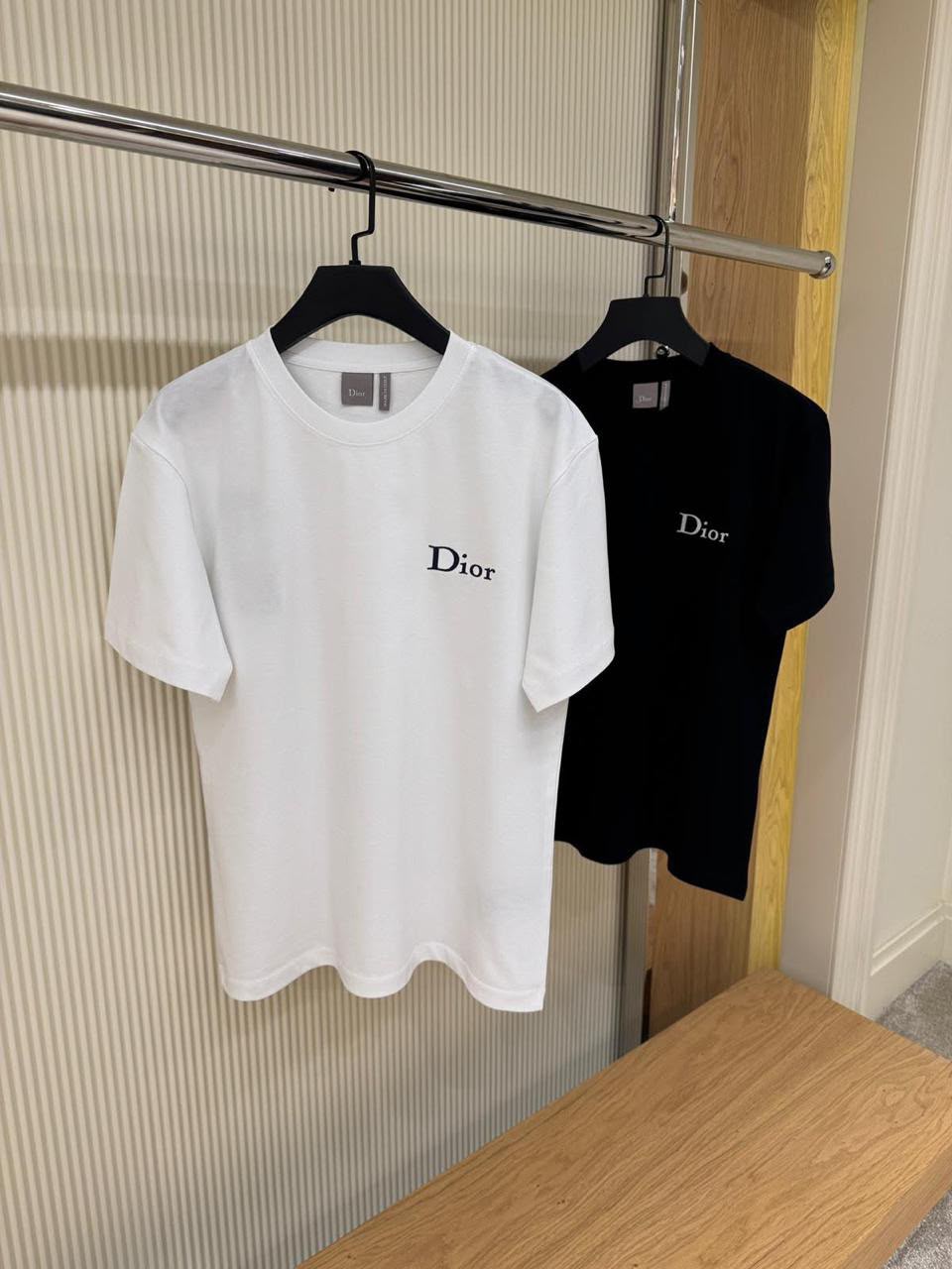 Dior product image 3