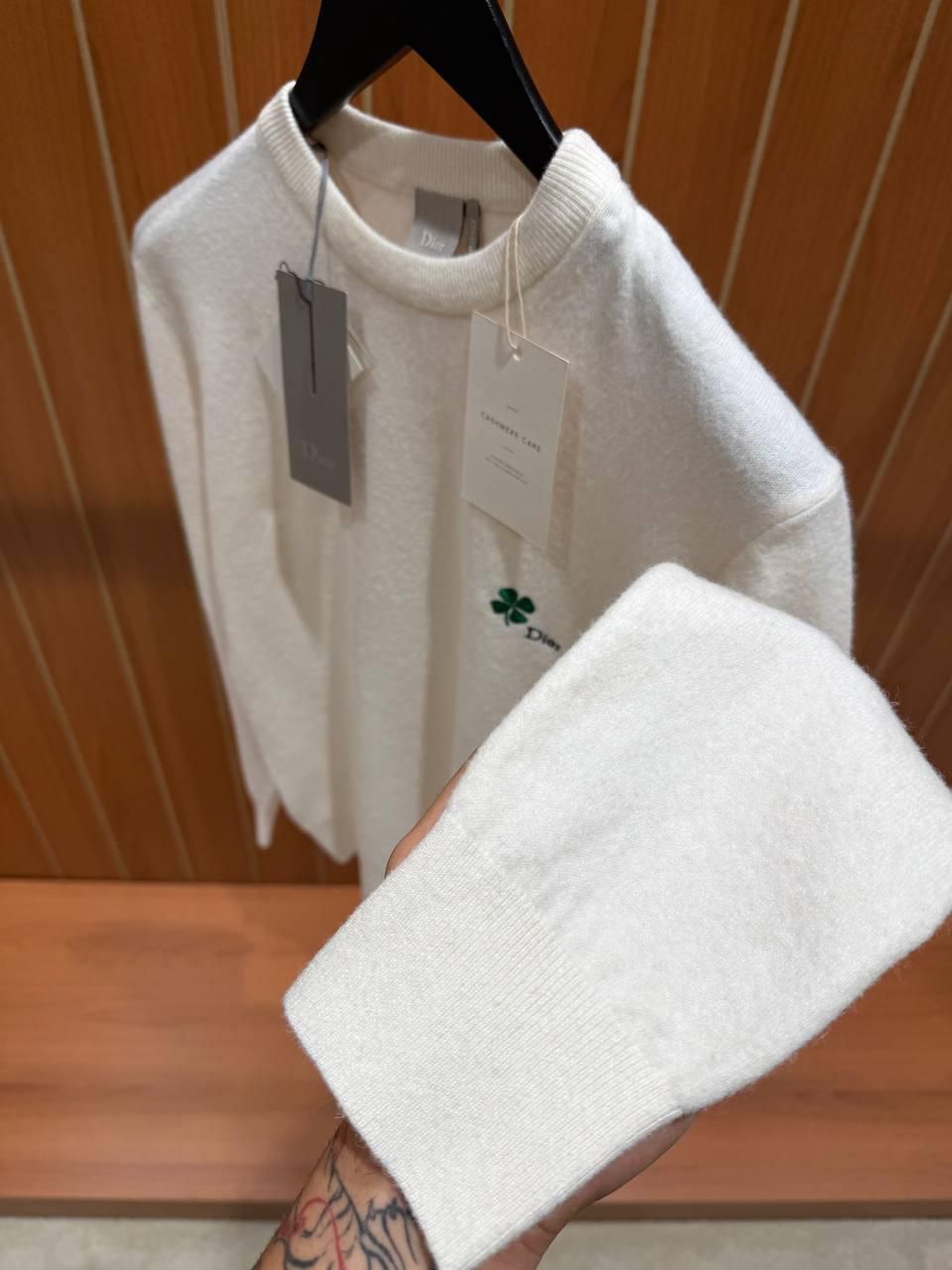 Dior product image 2