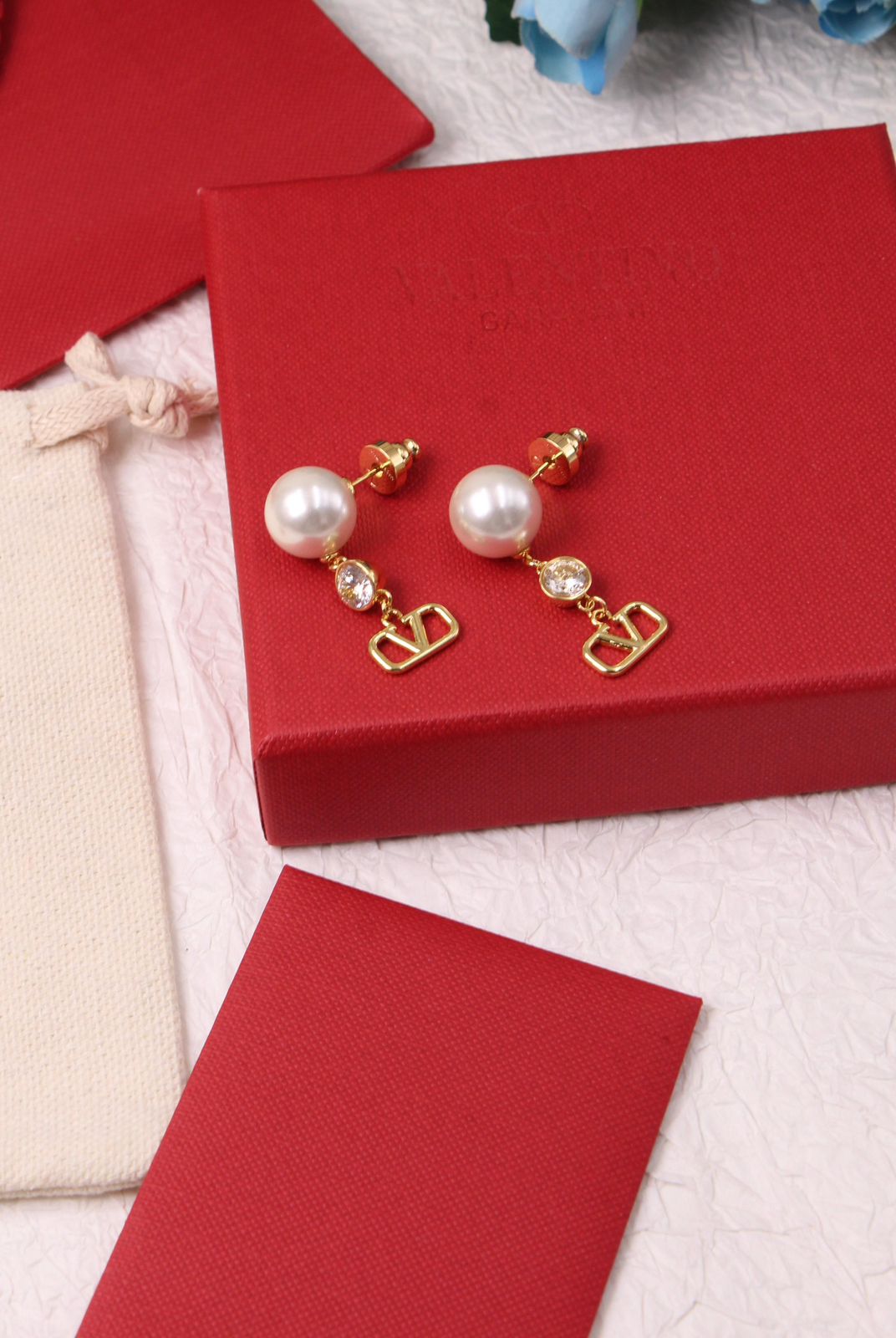 Vlogo Signature Necklace & Earrings
