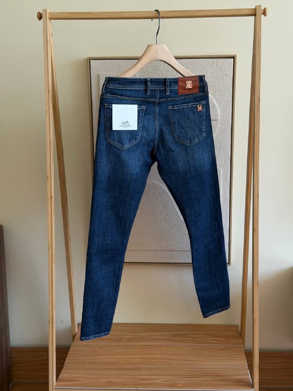TG Jeans26