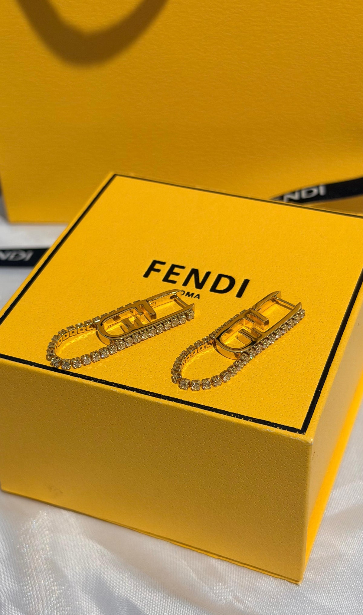 FENDI O'Lock-motif Crystal Earrings | Gold
