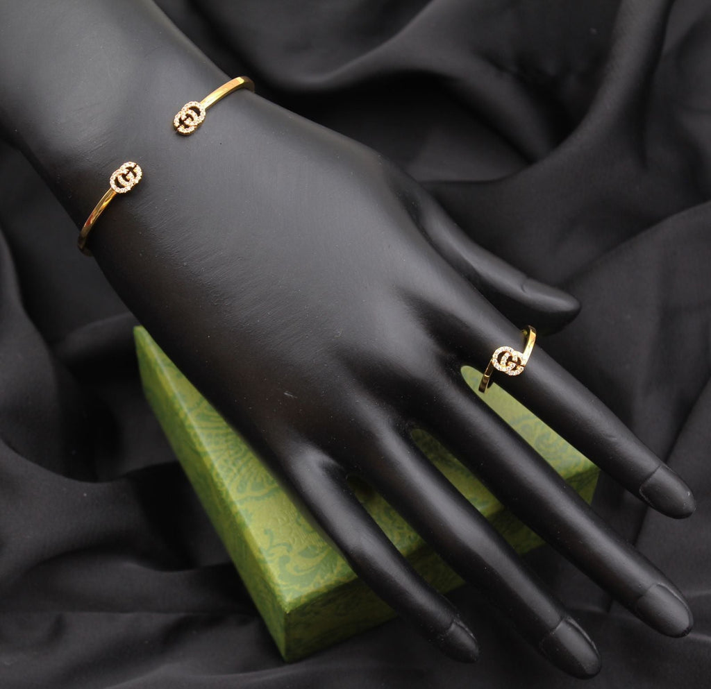 Gucci GG with Stone Bangle with Ring