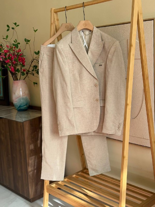 TG Suit2