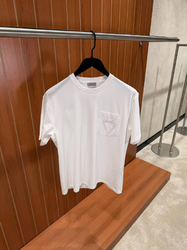 TG Dior64