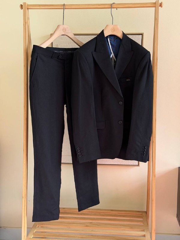 TG Suit2