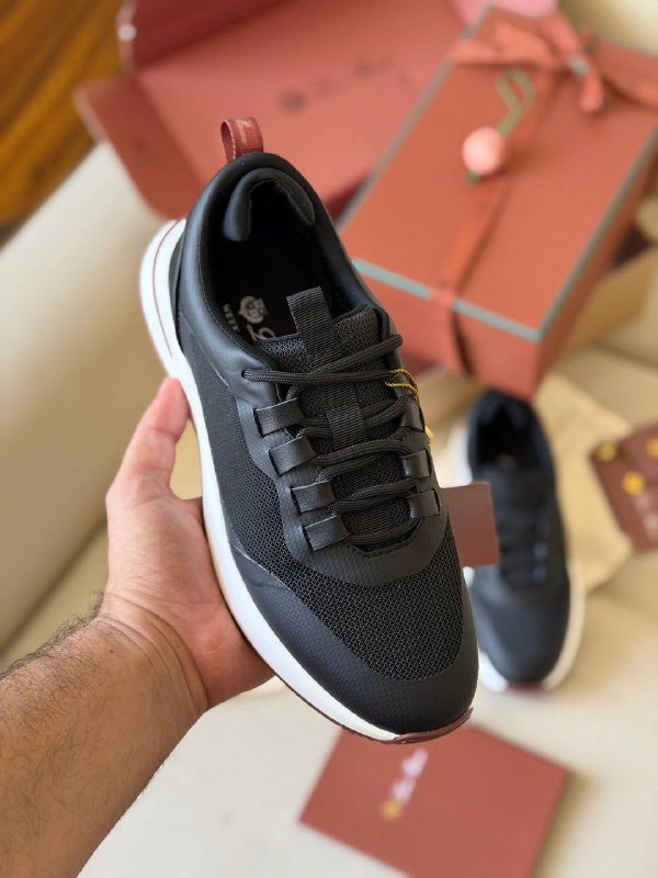 LORO PIANA